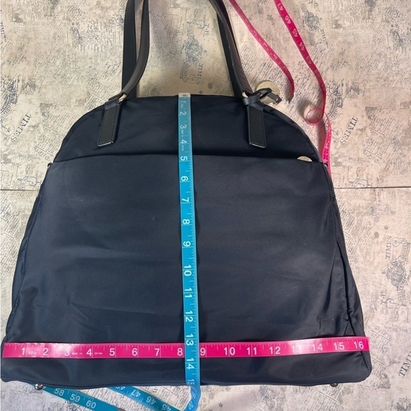 Lo & Sons The O.M.G. Bag - Picture 11 of 14